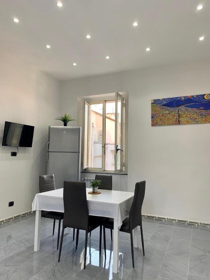 Apartamento La Casa Di Adele Nápoles Exterior foto