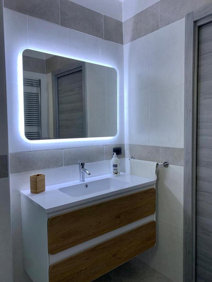 Apartamento La Casa Di Adele Nápoles Exterior foto